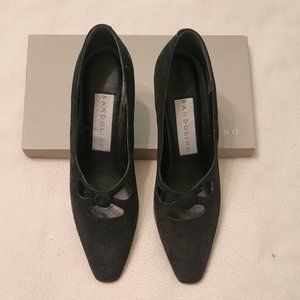 #45 - Bandolino Muse Black kidsuede heels with rose detail